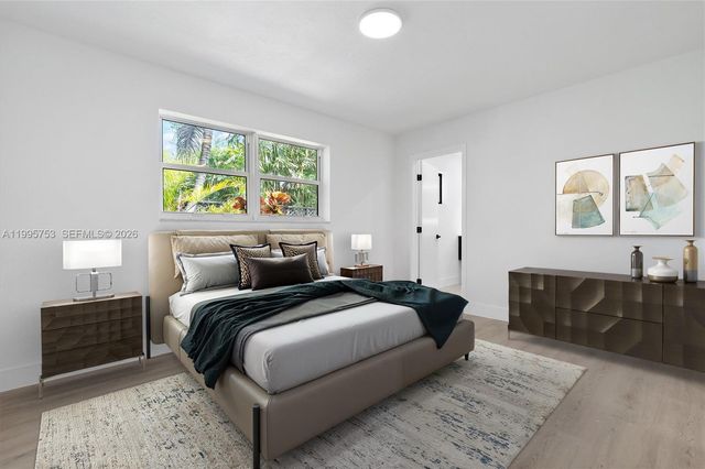 2704 Cleveland St, Hollywood, FL 33020