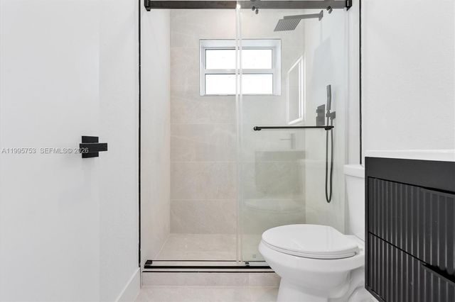 2704 Cleveland St, Hollywood, FL 33020