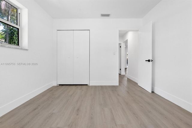 2704 Cleveland St, Hollywood, FL 33020