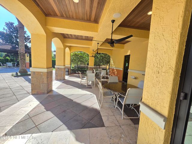 9745 TOUCHTON Road 102, Jacksonville, FL 32246