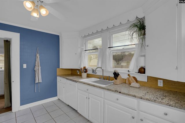 607 Holland Avenue, Cayce, SC 29033