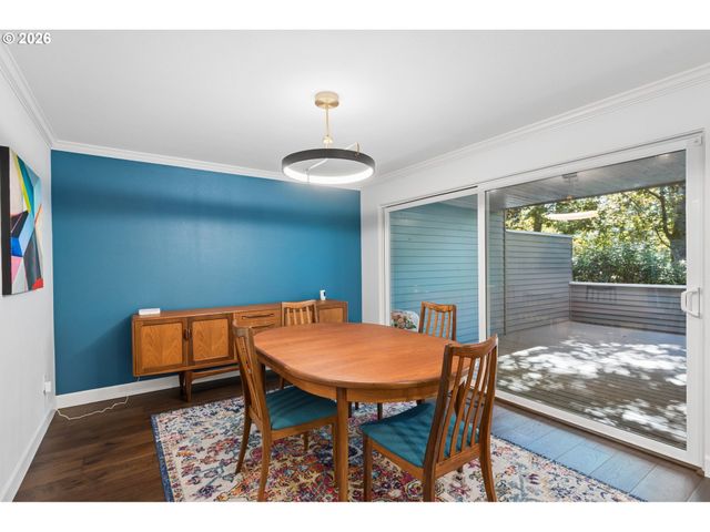 38 GREENRIDGE Ct, Lake Oswego, OR 97035