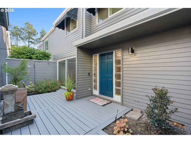 38 GREENRIDGE Ct, Lake Oswego, OR 97035