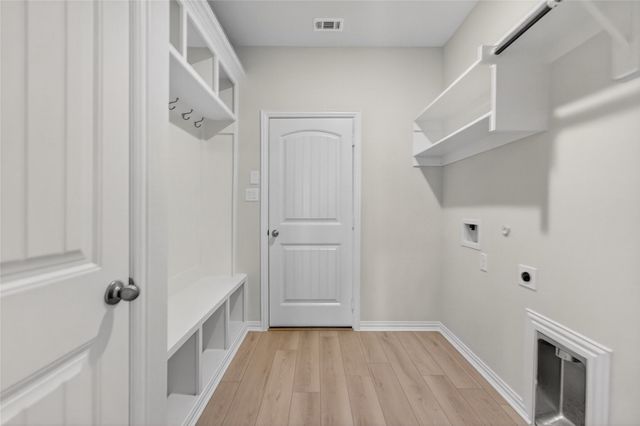 3517 Helena Street, Gainesville, TX 76240