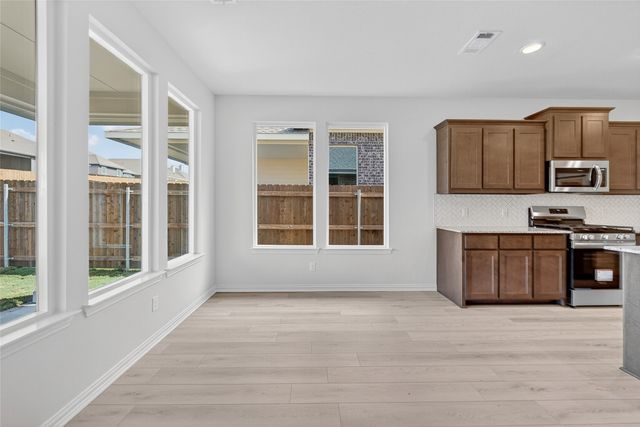 3517 Helena Street, Gainesville, TX 76240