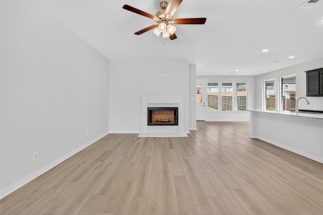 3517 Helena Street, Gainesville, TX 76240