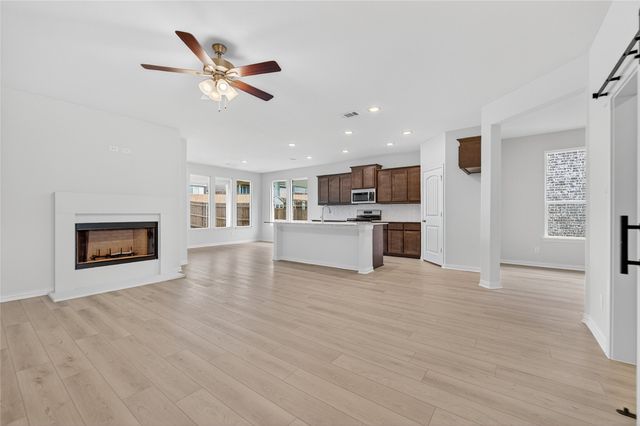 3517 Helena Street, Gainesville, TX 76240