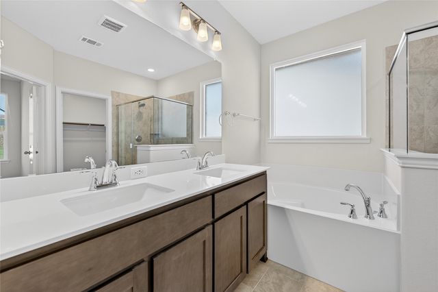 3517 Helena Street, Gainesville, TX 76240