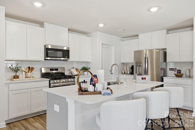 286 W 18th Street 175, Kannapolis, NC 28081