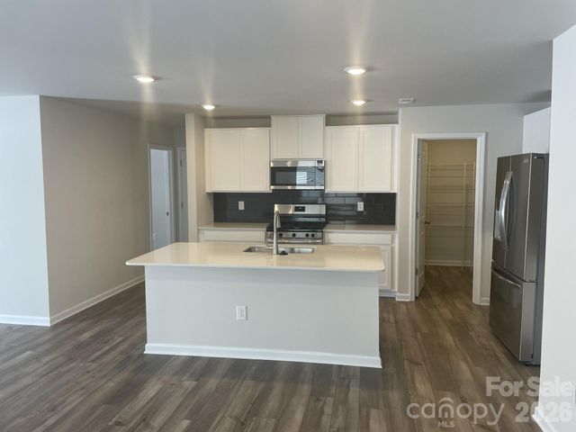 286 W 18th Street 175, Kannapolis, NC 28081