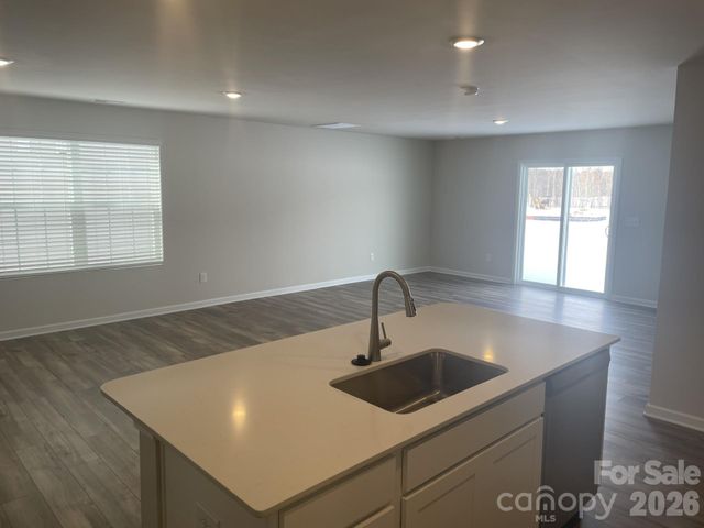 286 W 18th Street 175, Kannapolis, NC 28081