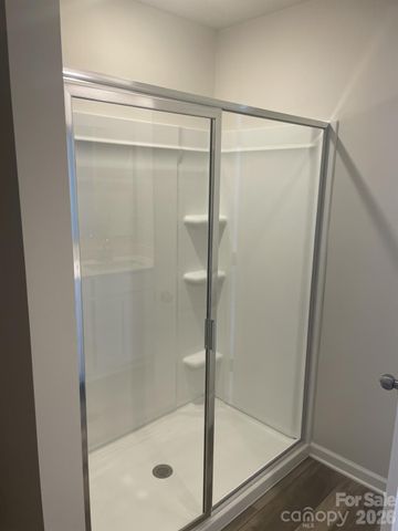 286 W 18th Street 175, Kannapolis, NC 28081