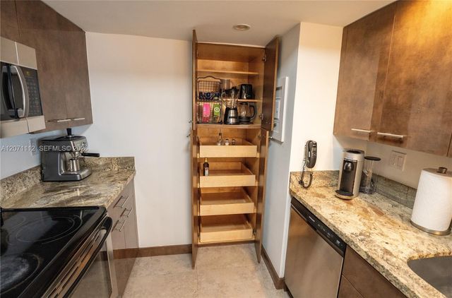 1717 N Bayshore Drive A-3157, Miami, FL 33132