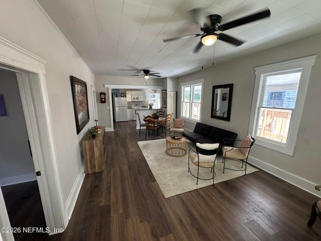 112 PUTNAM Avenue, East Palatka, CA 32131