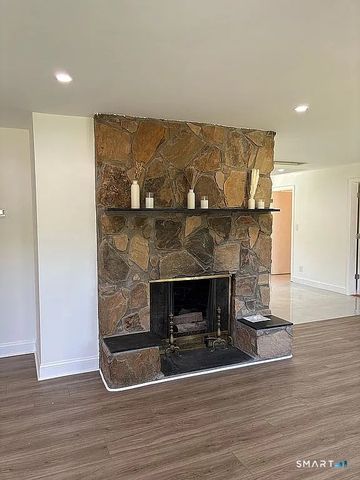 130 West Shepard Avenue, Hamden, CT 06514
