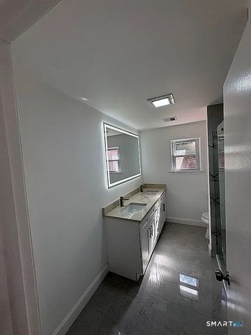 130 West Shepard Avenue, Hamden, CT 06514