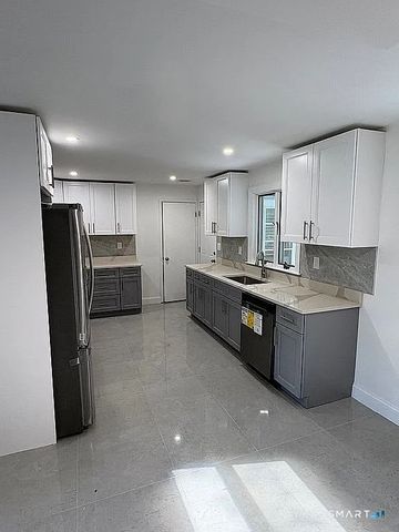 130 West Shepard Avenue, Hamden, CT 06514