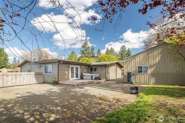 9537 S 213th Street, Kent, WA 98031