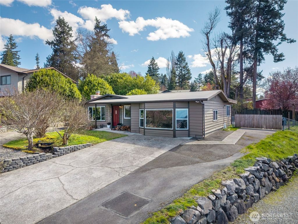 9537 S 213th Street, Kent, WA 98031