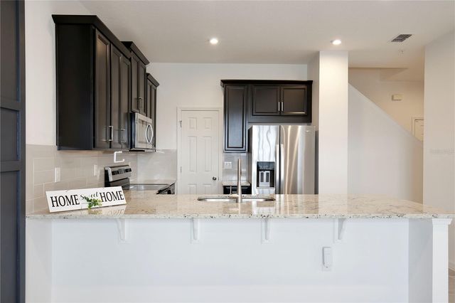 10025 EAGLE ROCK ALLEY, Orlando, FL 32832