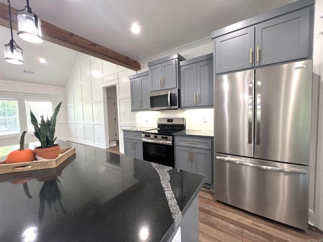 15012 Summer Oak, Mabelvale, AR 72103