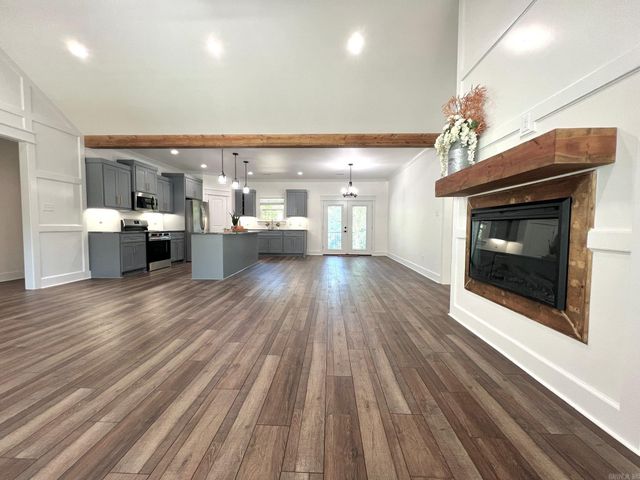 15012 Summer Oak, Mabelvale, AR 72103