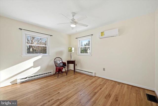 311 S BUCKMARSH ST, Berryville, VA 22611