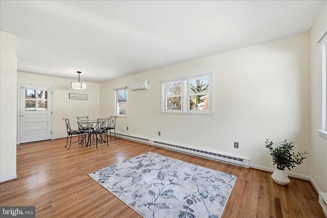 311 S BUCKMARSH ST, Berryville, VA 22611