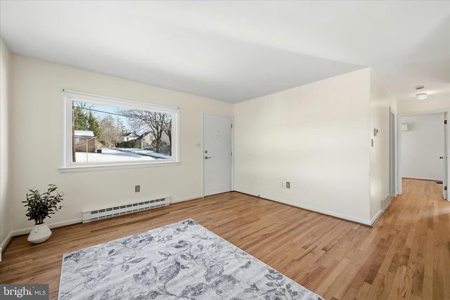 311 S BUCKMARSH ST, Berryville, VA 22611