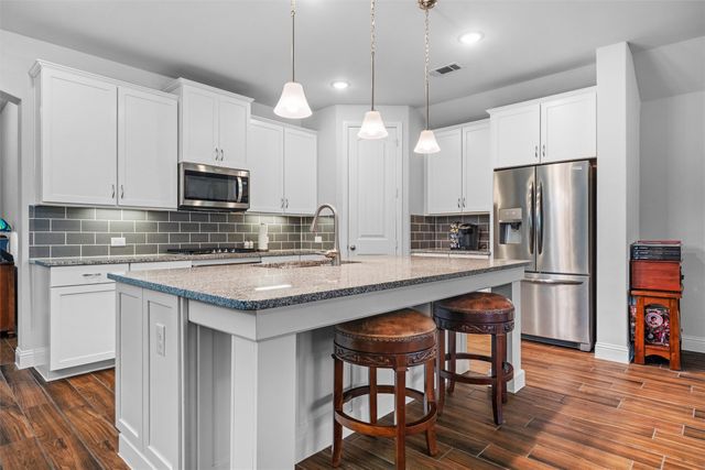 5648 Salt Springs Drive, Fort Worth, TX 76179