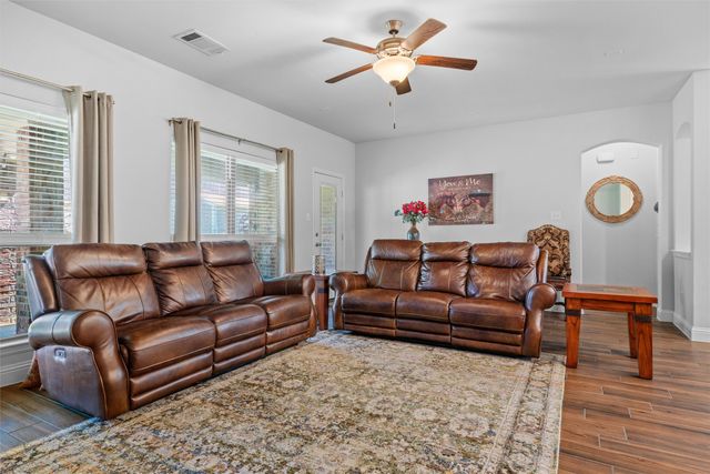5648 Salt Springs Drive, Fort Worth, TX 76179