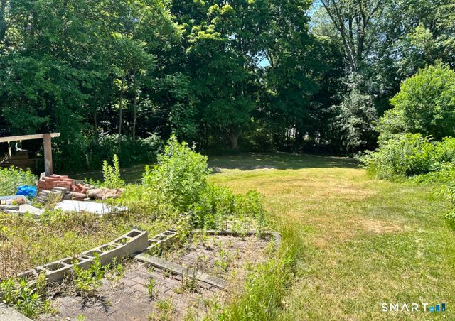 225 Battis Road, Hamden, CT 06514