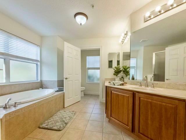 7174 REGINA WAY, Orlando, FL 32819