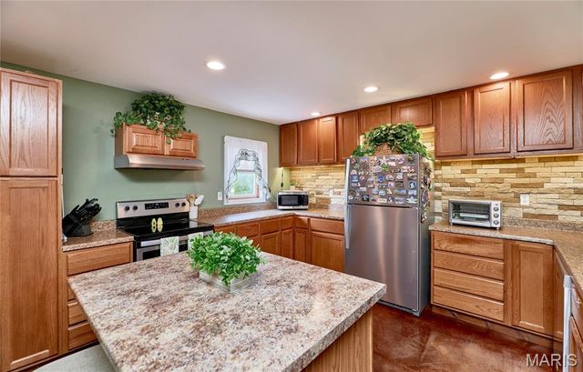 394 Jacks Road, Troy, MO 63379