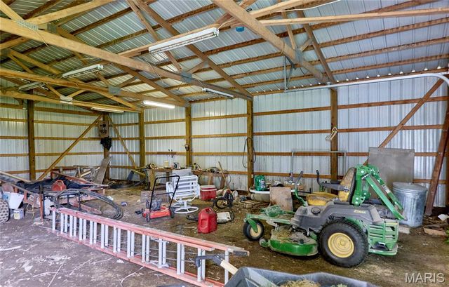 394 Jacks Road, Troy, MO 63379