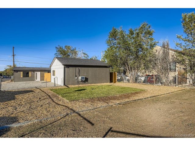 634 S Hazel Ct, Denver, CO 80219