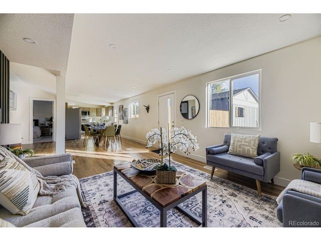 634 S Hazel Ct, Denver, CO 80219