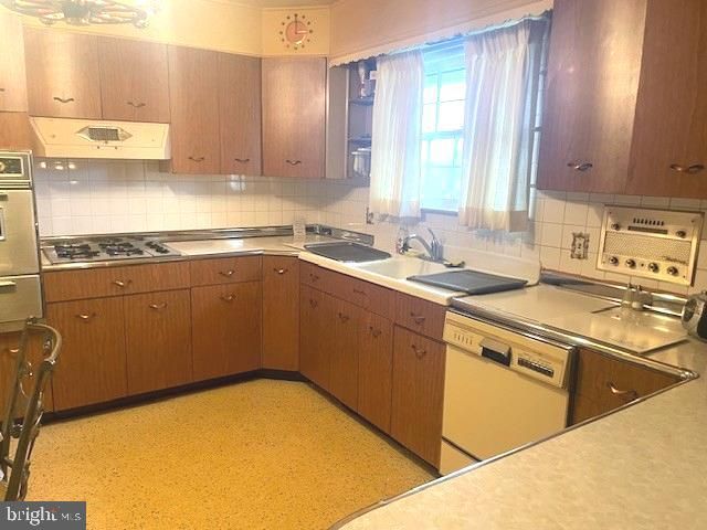 2146 FAIRVIEW AVE, Reading, PA 19606