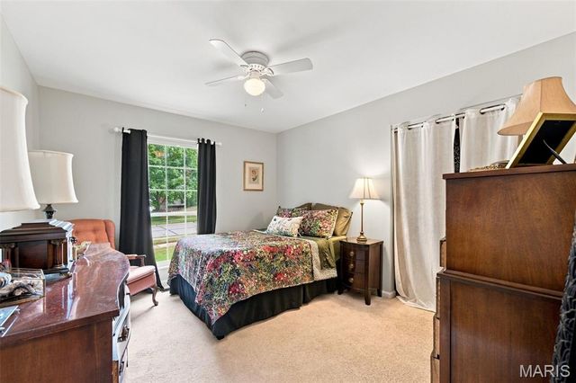 16337 Centerpointe Drive, Grover, MO 63040