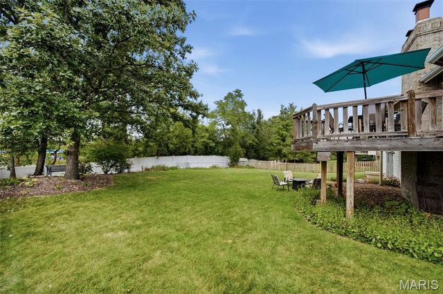 16337 Centerpointe Drive, Grover, MO 63040