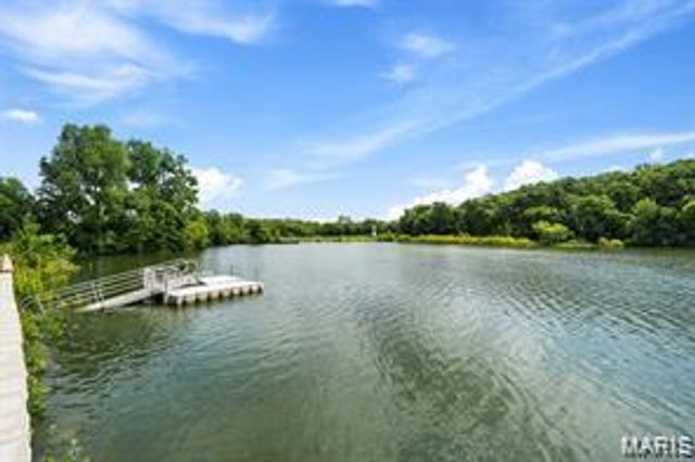 16337 Centerpointe Drive, Grover, MO 63040