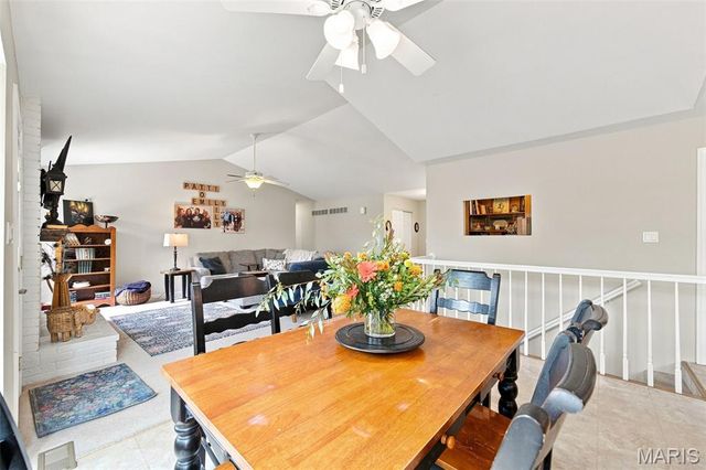 16337 Centerpointe Drive, Grover, MO 63040