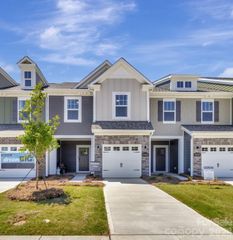 1111 Overbrook Place, Wingate, NC 28174
