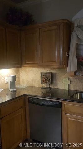 1113 Cobblestone Circle, Muskogee, OK 74403