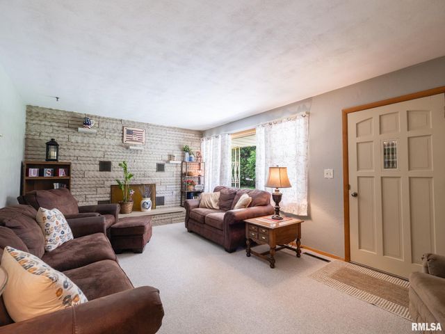 103 FANDEL Lane, Metamora, IL 61548