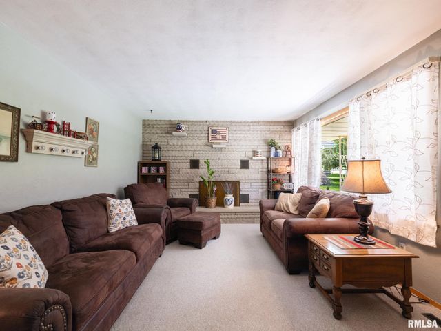 103 FANDEL Lane, Metamora, IL 61548