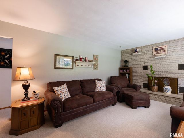 103 FANDEL Lane, Metamora, IL 61548