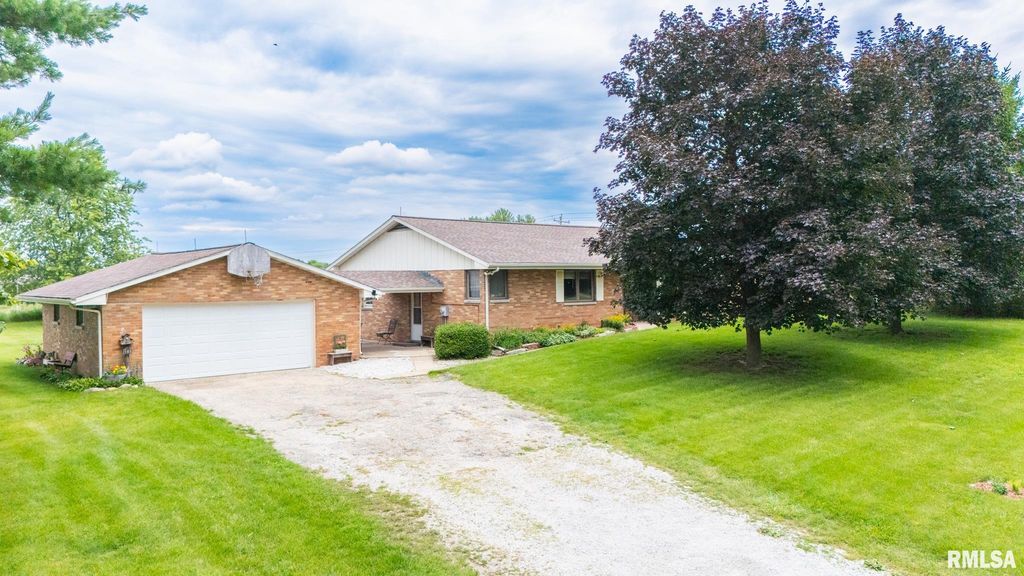 103 FANDEL Lane, Metamora, IL 61548