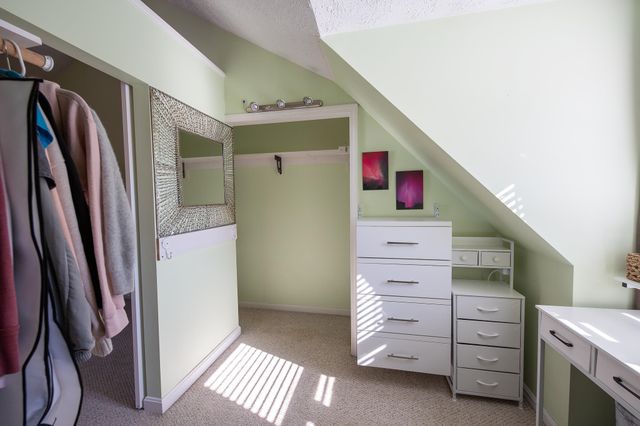 24 Grace Drive, Nashua, NH 03062