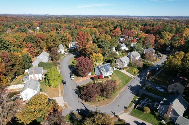24 Grace Drive, Nashua, NH 03062